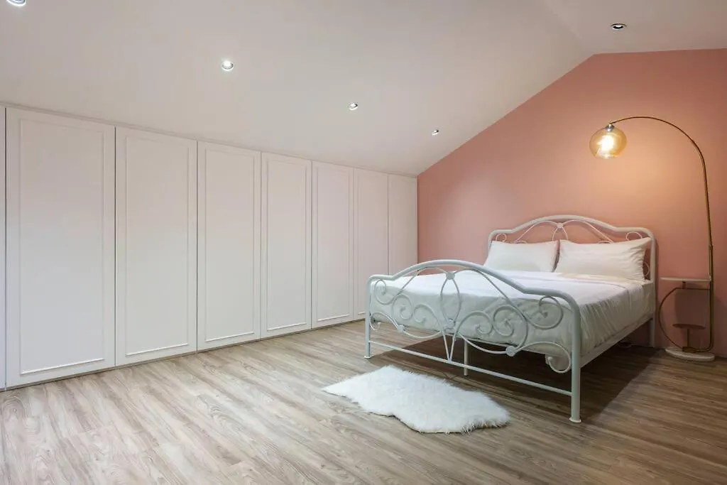 فيلا Georgetown Minimalist Elegance 4Br 8Pax ماليزيا